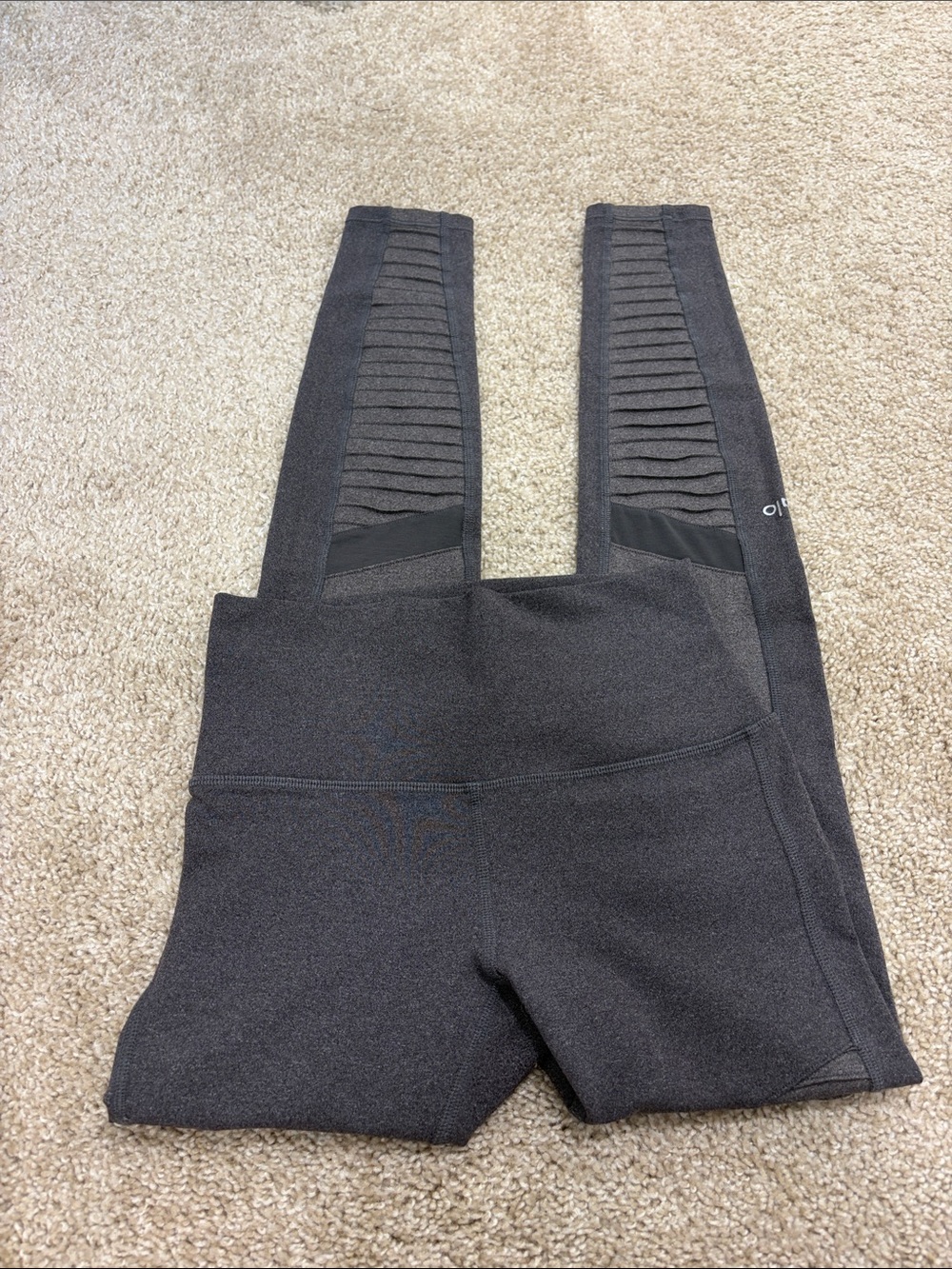 Flawed Alo leggings